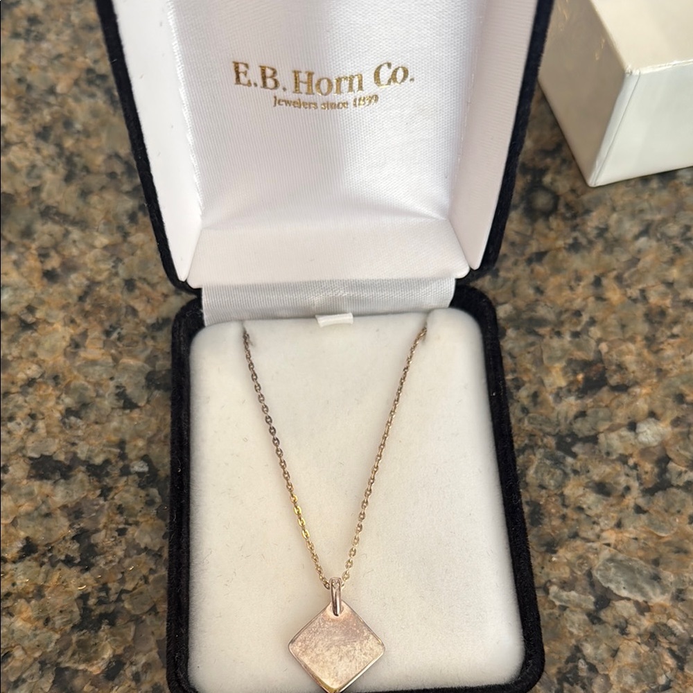 NWT sterling silver engravable necklace